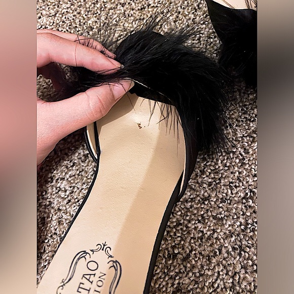 •heels• - Picture 2 of 5